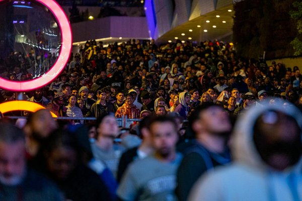 Protégez votre maison avec un démoussage de toiture efficace